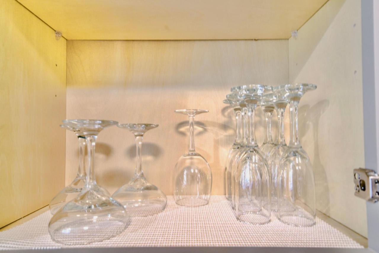 הוילה קורבליס Modern Boho Retreat מראה חיצוני תמונה