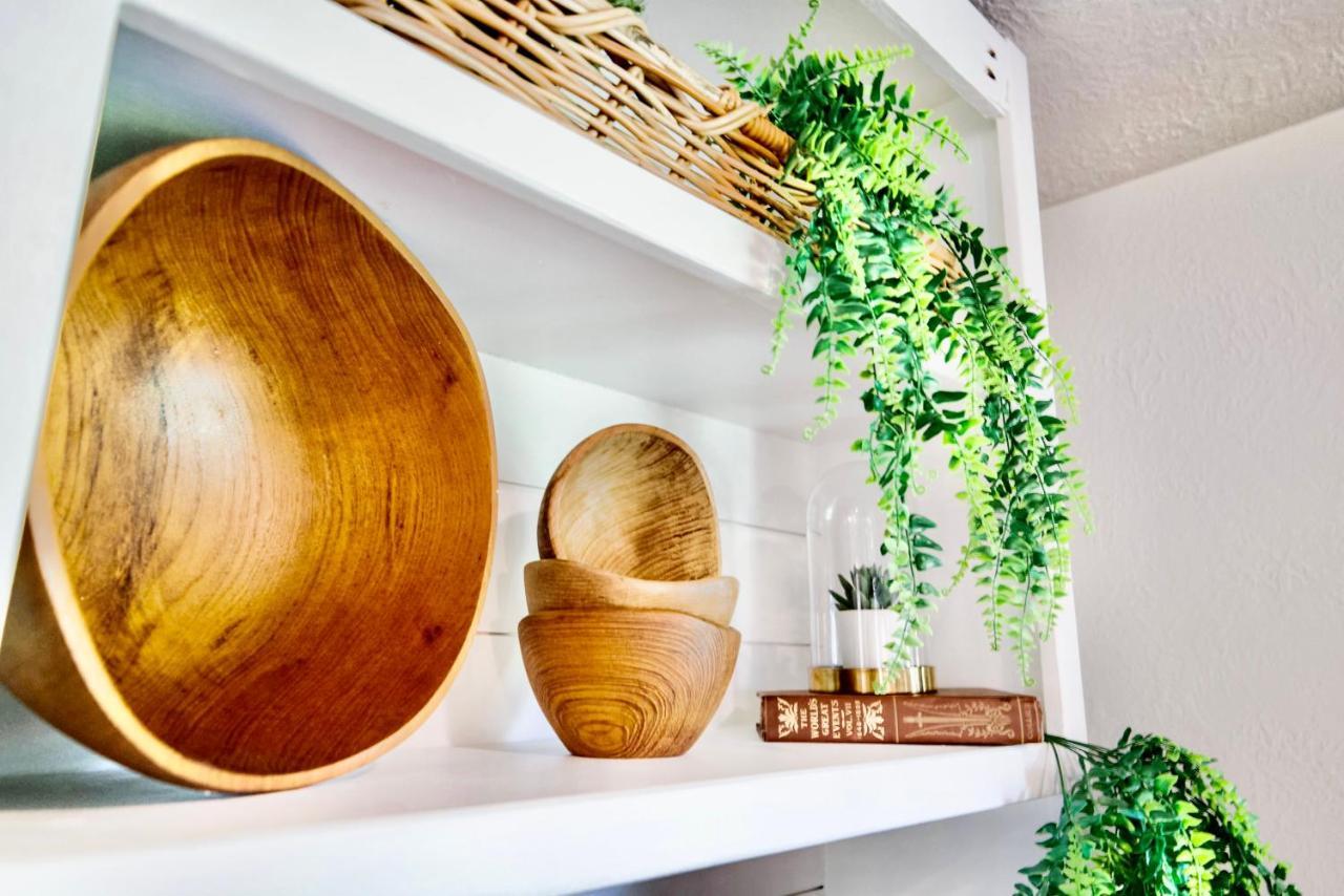 הוילה קורבליס Modern Boho Retreat מראה חיצוני תמונה