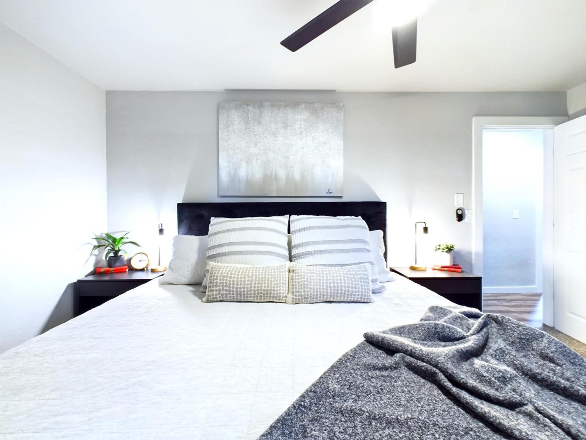 הוילה קורבליס Modern Boho Retreat מראה חיצוני תמונה