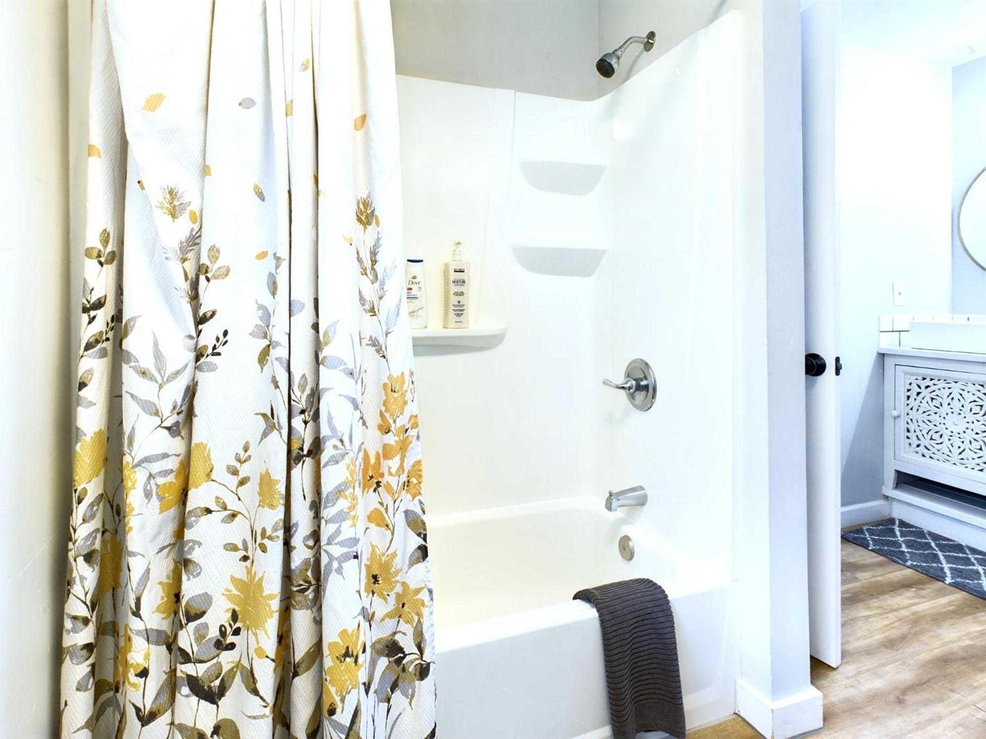 הוילה קורבליס Modern Boho Retreat מראה חיצוני תמונה